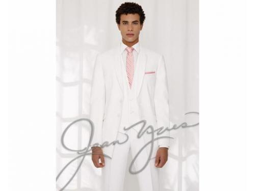 Traje para boda en la playa