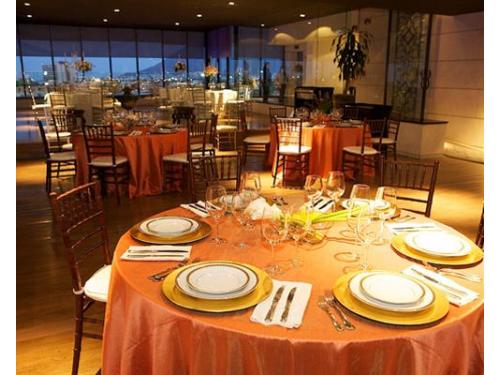 Detalle de montaje de mesa redonda