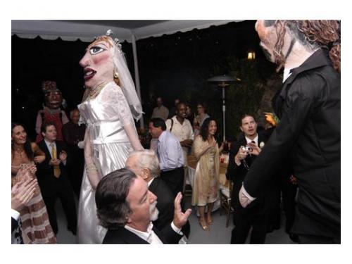 Bailando con los invitados