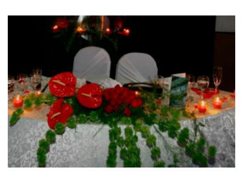 Arreglo de mesa para novios