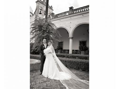 Novios blanco y negro