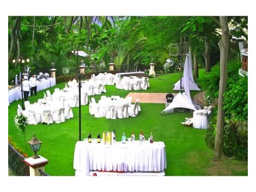 Montaje en jardín colima