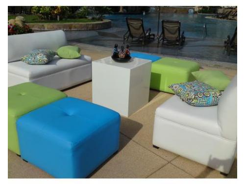 A la orilla de la alberca