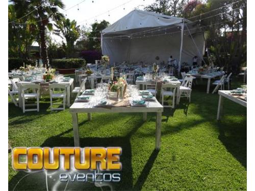 Montaje en el jardín con carpa