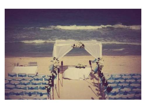 Tu boda frente al mar en azul