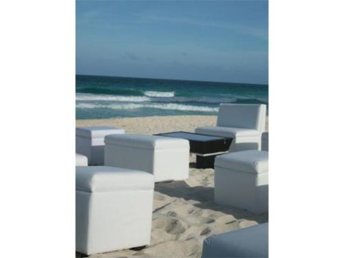 Montaje lounge en la playa