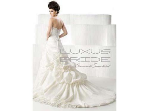 Vestido de novia beauty atras