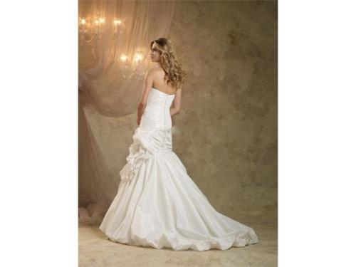 Vestido de novia linsy simple atras