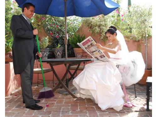 Recién casados en sesión de fotos