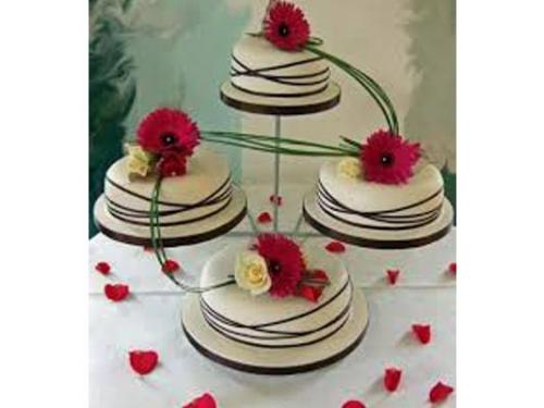 Pastel con gerberas