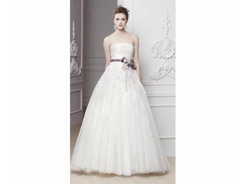 Vestido con detalle en la cintura