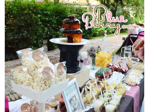 Mesa de dulces y postres