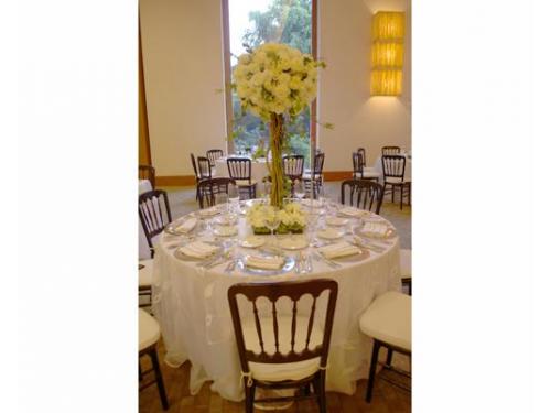 Amplia gama de estilos en mobiliario