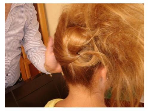 Detalle del peinado