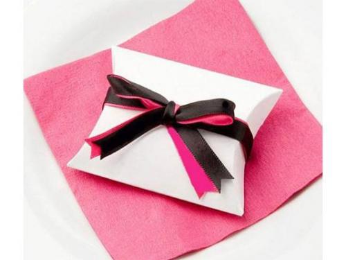 Con originales detalles