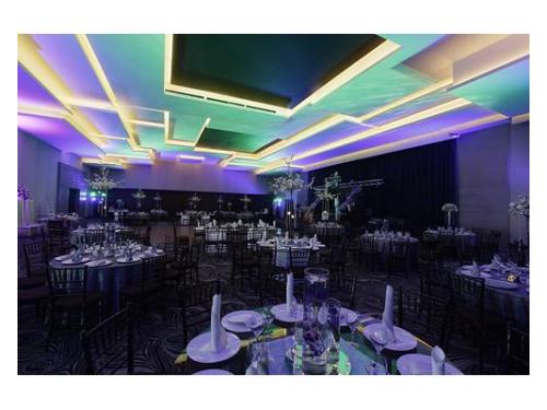 Vista completa del salón