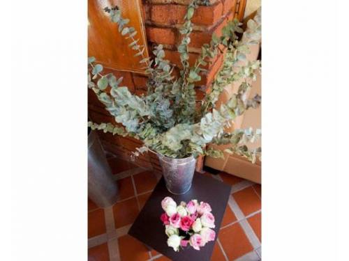 Arreglo con flores naturales