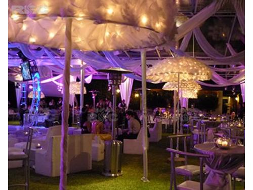 Iluminación en jardín