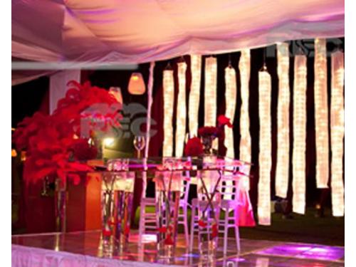 Mesa de novios decorada