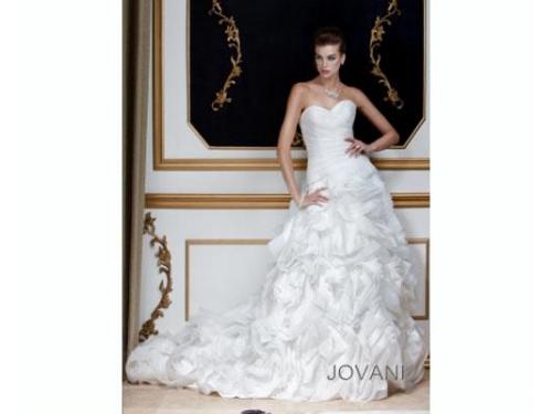 Elegantes vestidos de novia