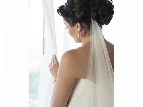 Novia con su velo