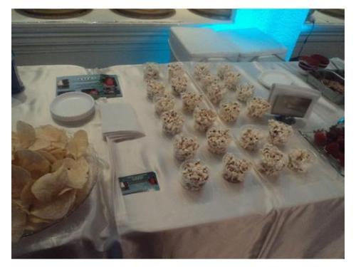 Fuente de chamoy - palomitas