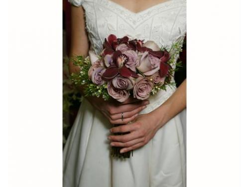 Ramo pequeño flores moradas