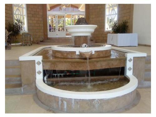 Fuente al interior de las instalaciones