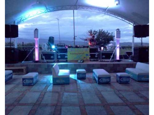 Mobiliario e iluminación