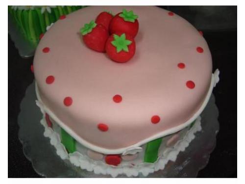 Pastel con fresas