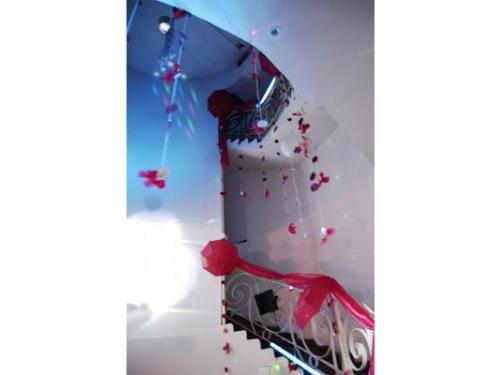 Decoración colgante y de las escaleras