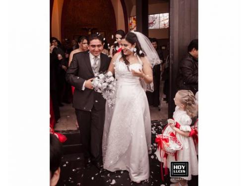 Saliendo de la iglesia