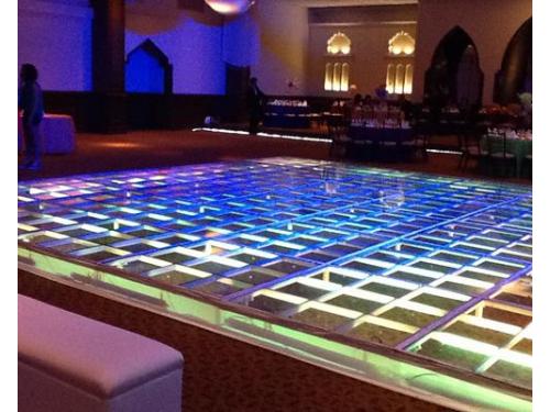 Pista de baile iluminada