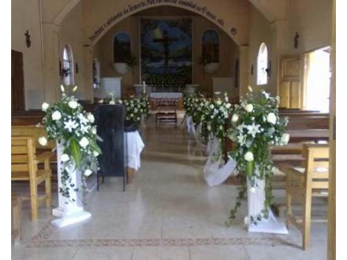 Flores para decorar  tu iglesia
