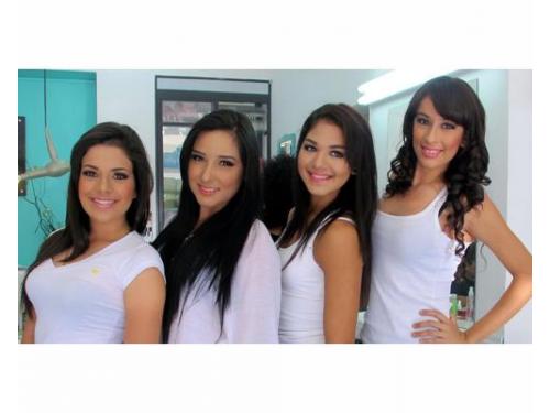 Peinado y maquillaje para damas
