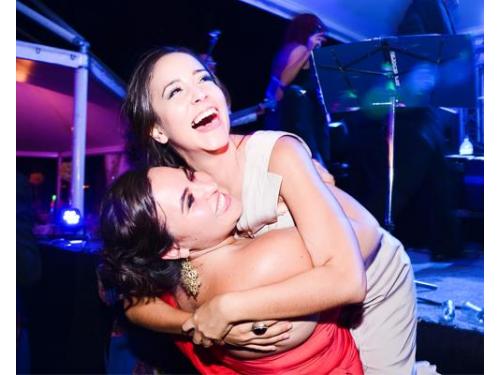 Celebrando en la fiesta