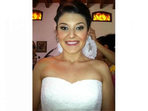 Peinado y maquillaje de novia