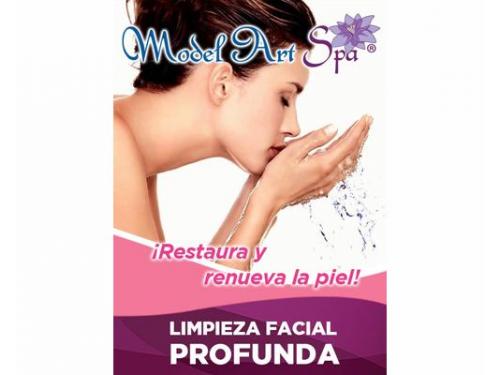 La limpieza facial profunda tiene por objetivo apresurar el proceso de renovación de la piel