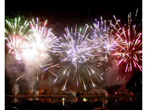 Hermoso espectáculo de pirotecnia