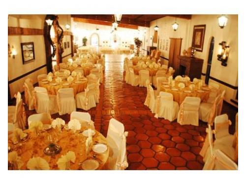 Distribución de mesas en el salón