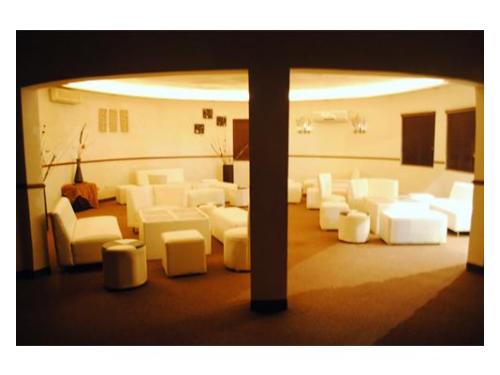 Lo mejor en mobiliario lounge para tu boda