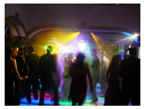 La iluminación es ideal para bodas en interiores