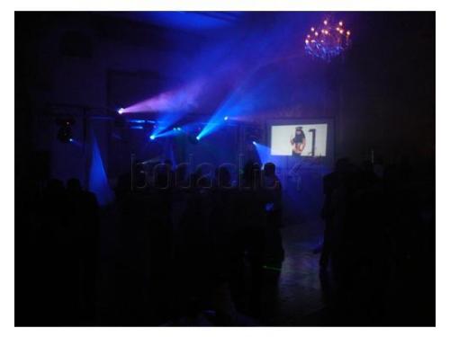 Bodas de noche resaltan con la iluminación