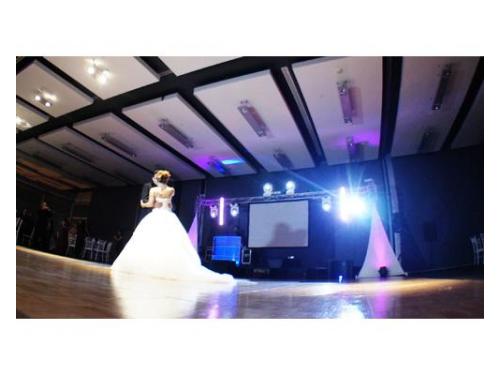 Iluminación y pantallas