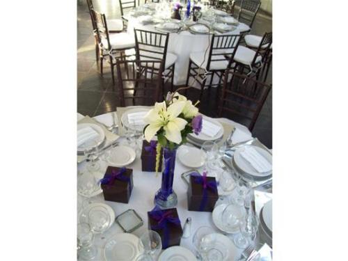 Centro de mesa y detalles para invitados