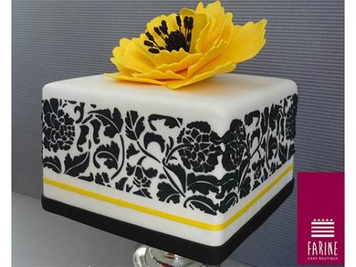 Pasteles con detalles florales y ornamentas
