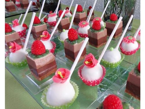 Barra de postres rosa