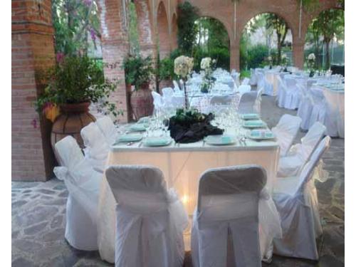 Mesas cuadradas y redondas