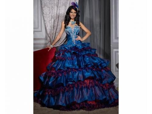 Vestido azul con tonos rosas