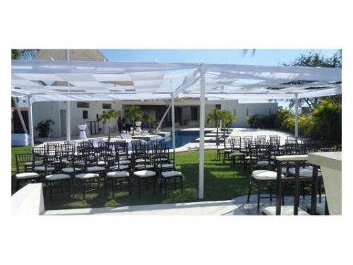 Montaje con carpa parasol